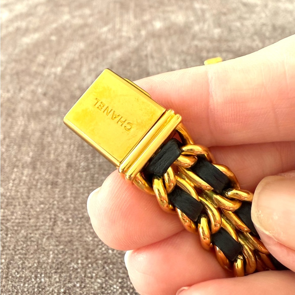 Authentic CHANEL Premiere watch size Medium M gold and black leather bracelet - Picture 10 of 16